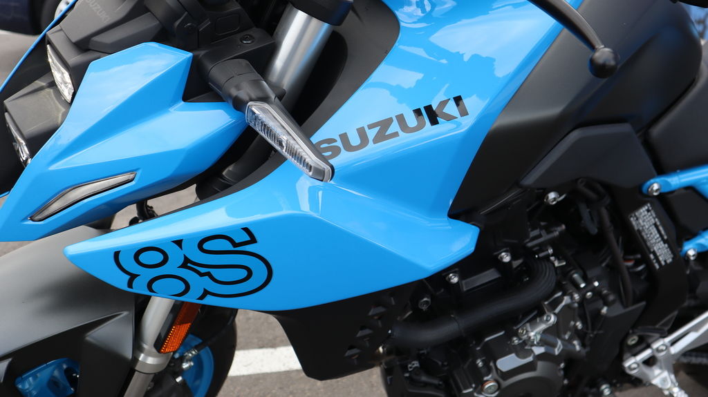 New 2024 Suzuki GSX-8S – Young Powersports